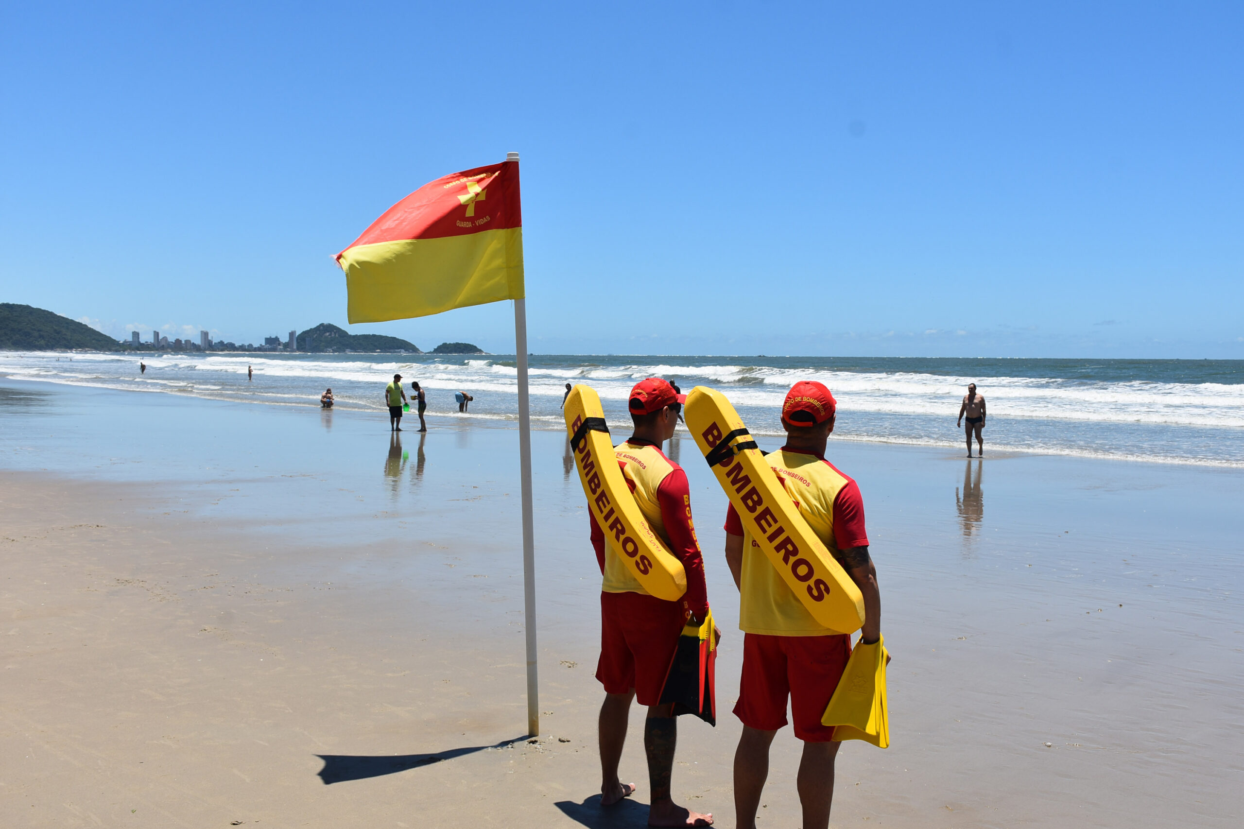 confira sete dicas dos Bombeiros para aproveitar a temporada