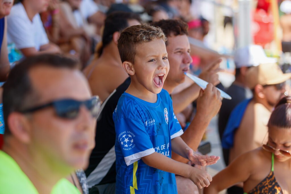 Futebol das Estrelas com ídolos paranaenses marca início do calendário esportivo no Litoral 2 fut estrelas 41