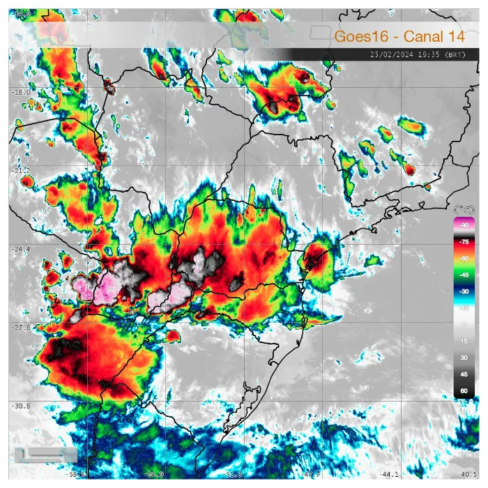 Mapa da previsão do tempo no Paraná