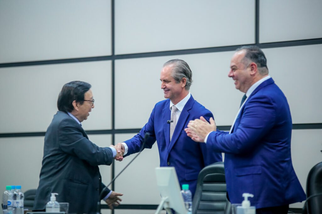 Câmara de Maringá inicia os trabalhos de 2024, forma comissões e recebe a presença do prefeito Ulisses Maia 4 97fb4518e53c