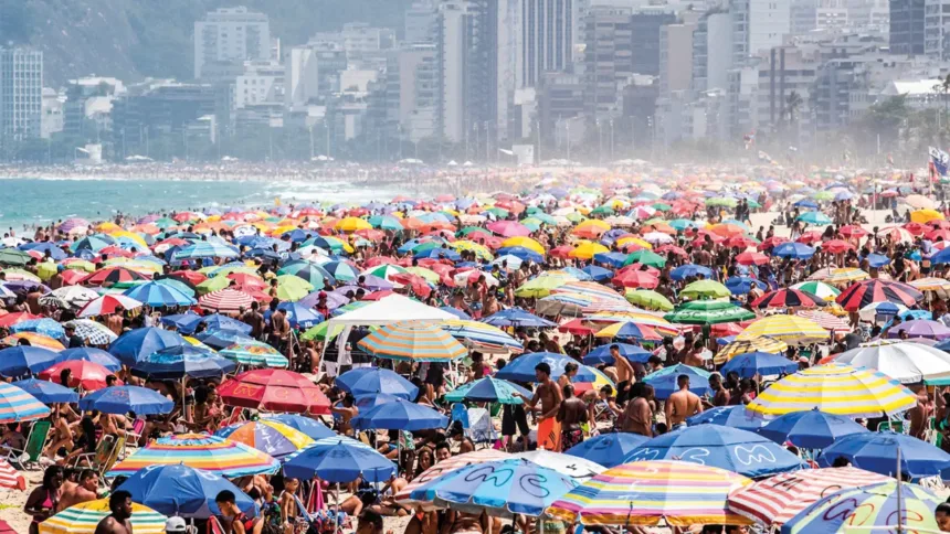 Praia, verão e calor