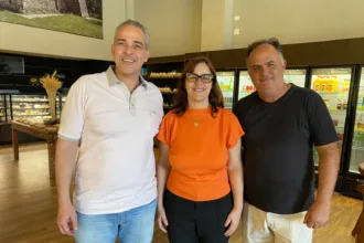 Doutor Jamal Fares, Toninha Aguiar e Carlos de Paula