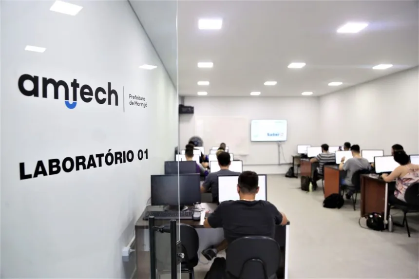 Maringá abre inscrições para cursos gratuitos de programação, criação em 3D e informática básica para idosos