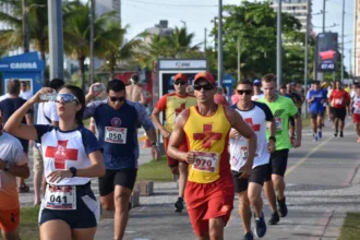 1ª Corrida Guarda-Vidas leva esporte e entretenimento ao Carnaval do Litoral