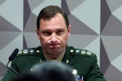 Tenente-coronel Mauro Cid