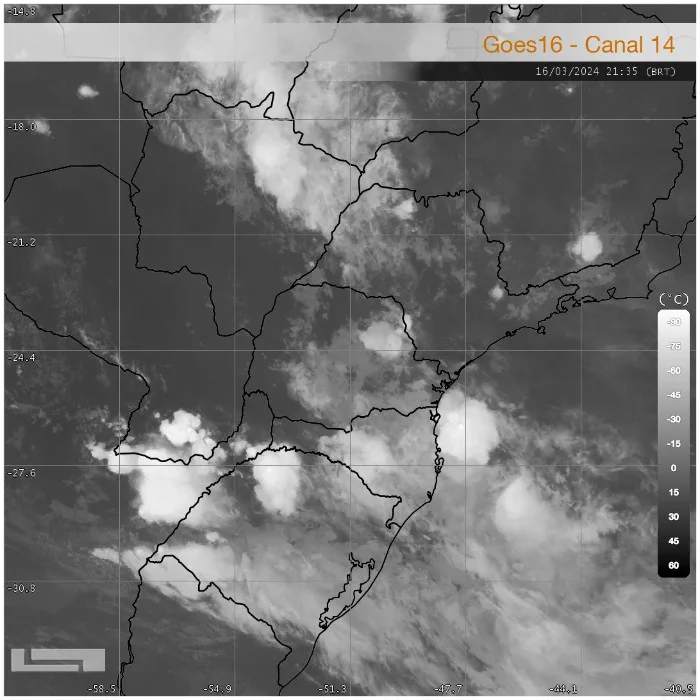 Mapa com nuvens de chuva