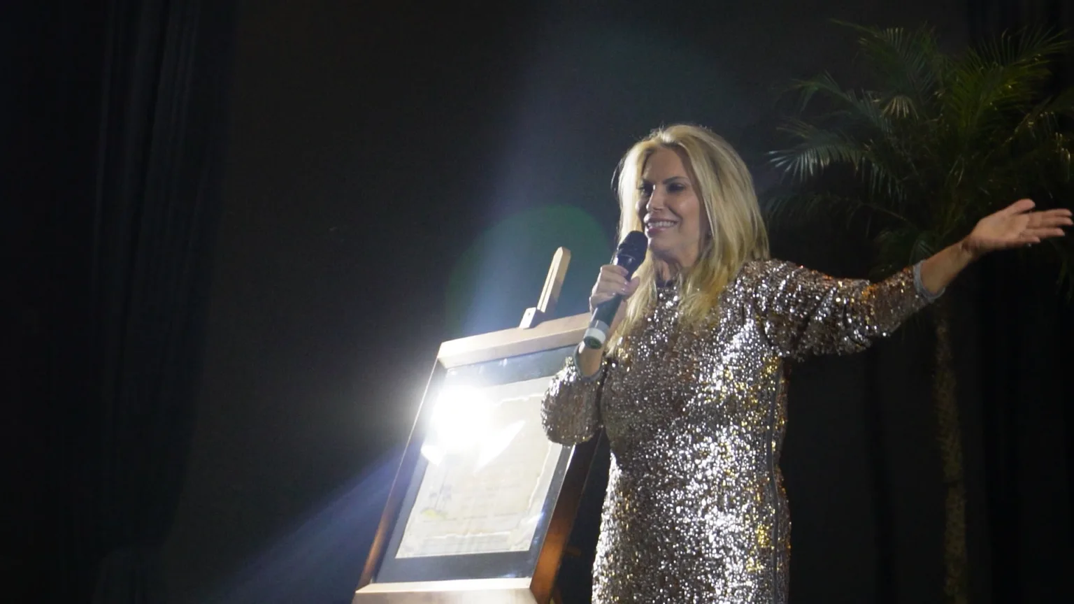 Cida Borghetti recebe homenagem de empresários e lideranças de Maringá