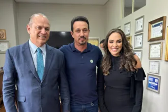 Ricardo Barros, prefeito Fabiano Travain e Maria Victoria