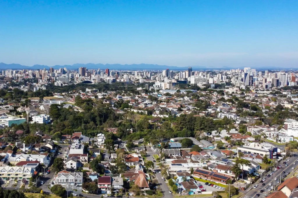 Curitiba é a capital menos desigual do Brasil, aponta Instituto Cidades Sustentáveis