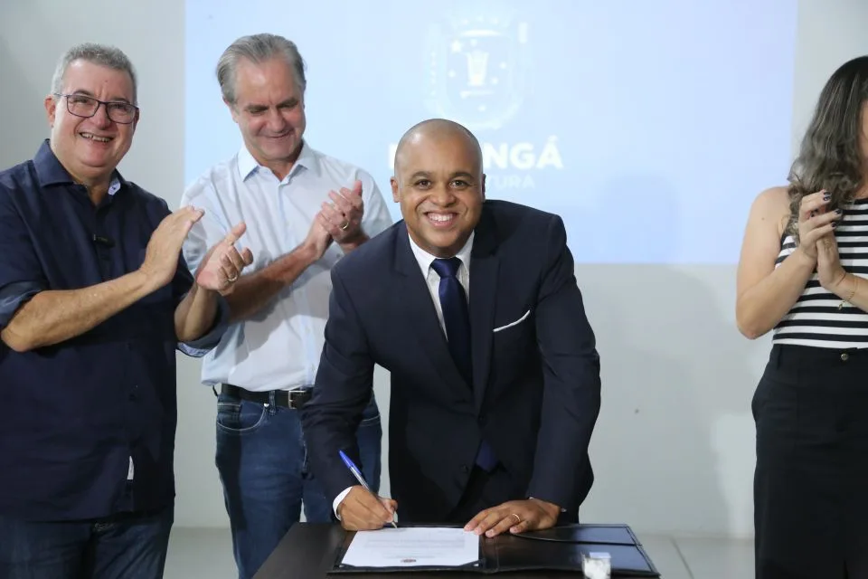 Prefeito Ulisses Maia empossa advogado Edjalma Alves como coordenador do Procon 3 gd 7c05f69a4174 jpg