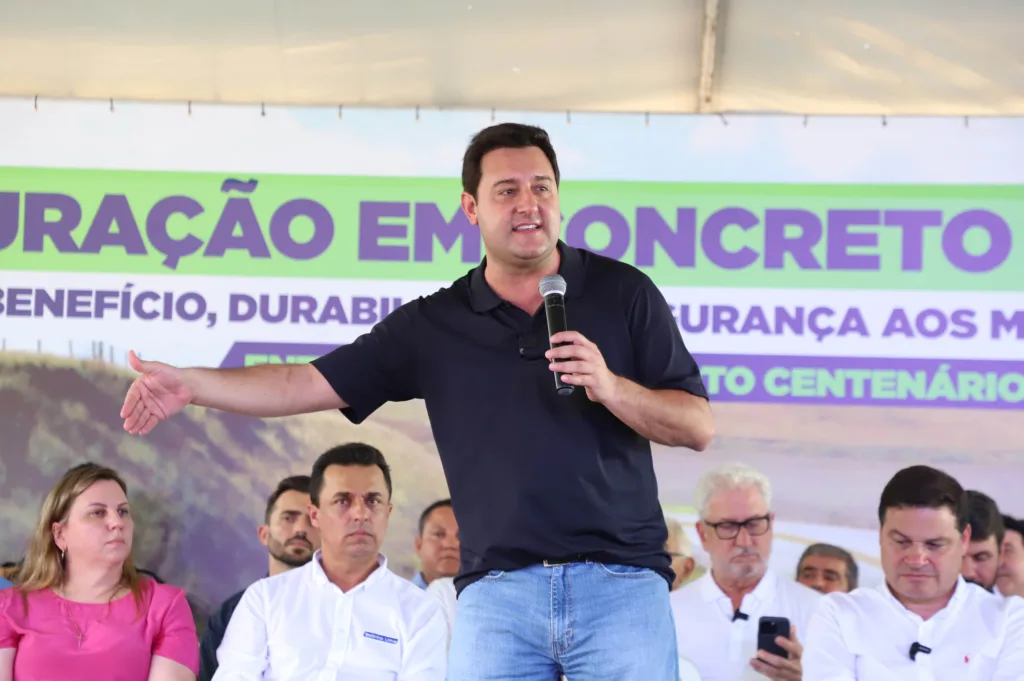De Goioerê a Quarto Centenário: Estado inicia restauração em concreto da PR-180 4 img 1416
