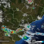 Mapa com nuvens