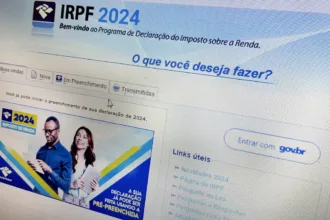 Declaração do Imposto de Renda - Receita Federal.