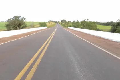 Ponte que liga Santa Fé e Nossa Senhora das Graças