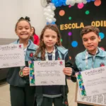 Com o tema ‘Maringá, a melhor cidade do Brasil para viver’, os alunos produziram as redações com apoio dos professores (Crédito: Rafael Macri / PMM)