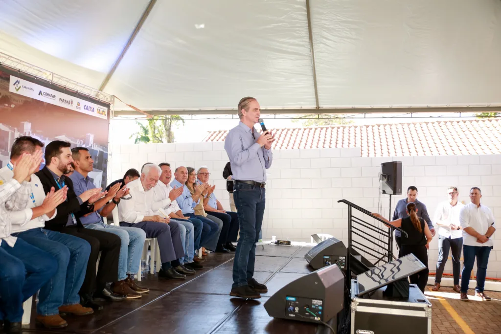 Prefeitura de Maringá entrega ‘Residencial Maragogi’ por meio do ProZeis; 200 famílias são beneficiadas 3 75d5be23 b3e6 4320 82a2 a15f6def8c6a