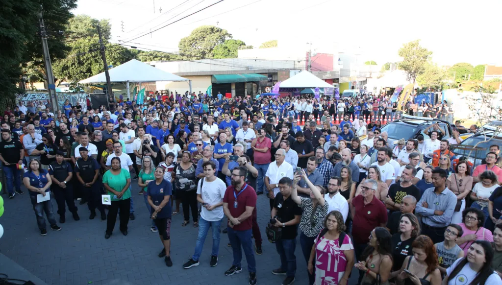 ‘Super Prefeitura nos Bairros’ no Conjunto Requião