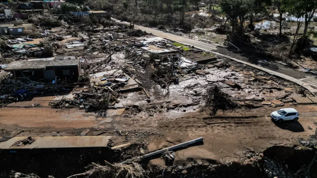 Enchente varre cidade gaúcha do mapa; veja as fotos da devastação divulgadas pela MetSul 2 cruzeiro10