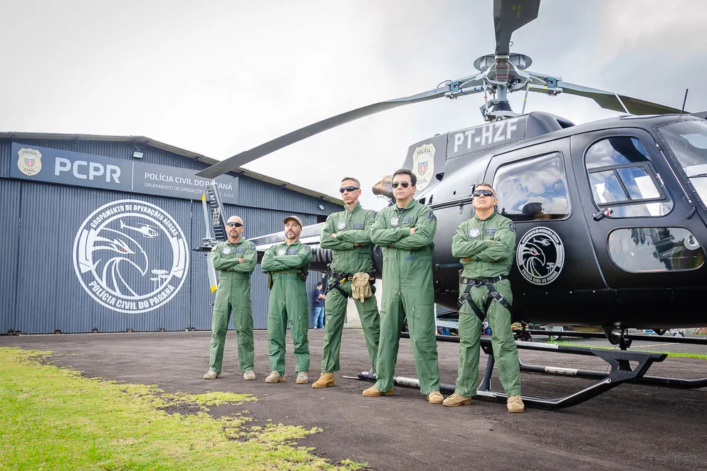 SOS RS: Polícia Civil do Paraná envia helicóptero e policiais para auxiliar o Rio Grande do Sul