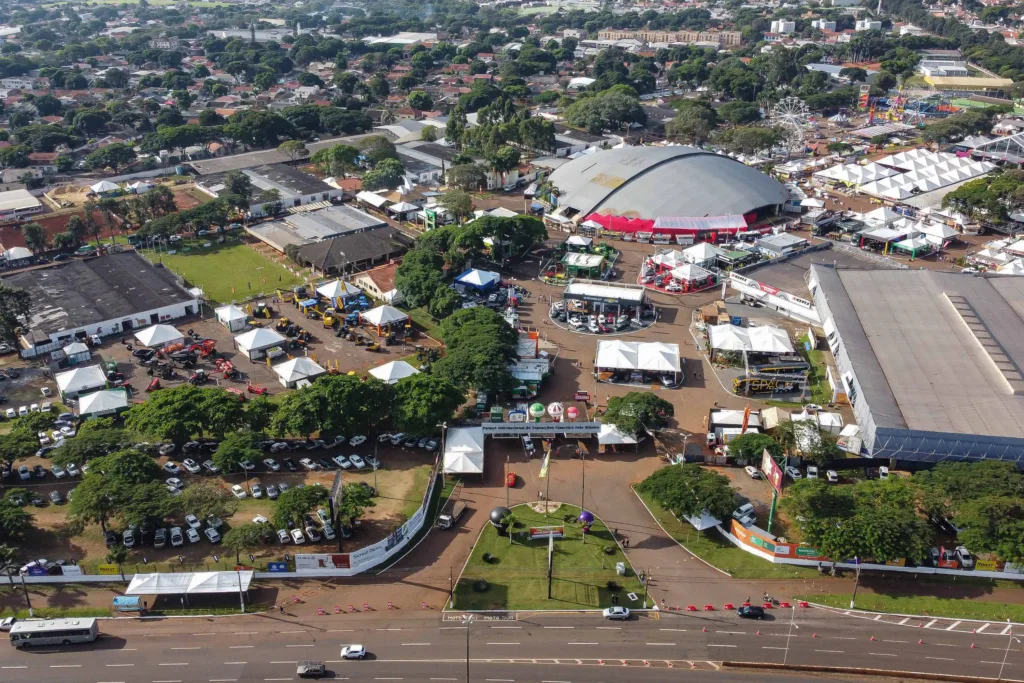 A SRM é responsável pela organização da Exposição Feira Agropecuária, Industrial e Comercial de Maringá (Expoingá), uma das feiras agropecuárias mais importantes da América Latina.