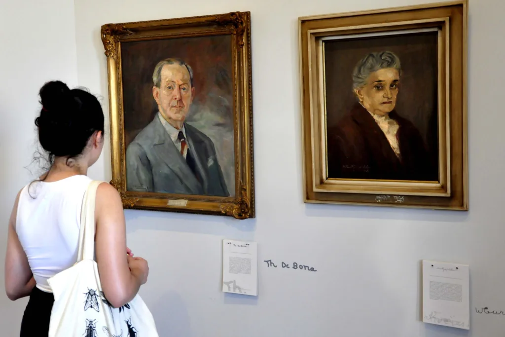 Arnaldo Antunes, maracatu, peças gratuitas e oficinas são os destaques culturais da semana no Paraná; confira a programação completa 16 exposicao obras dos alunos do alfredo anderson mcaa anderson tozatoseec08