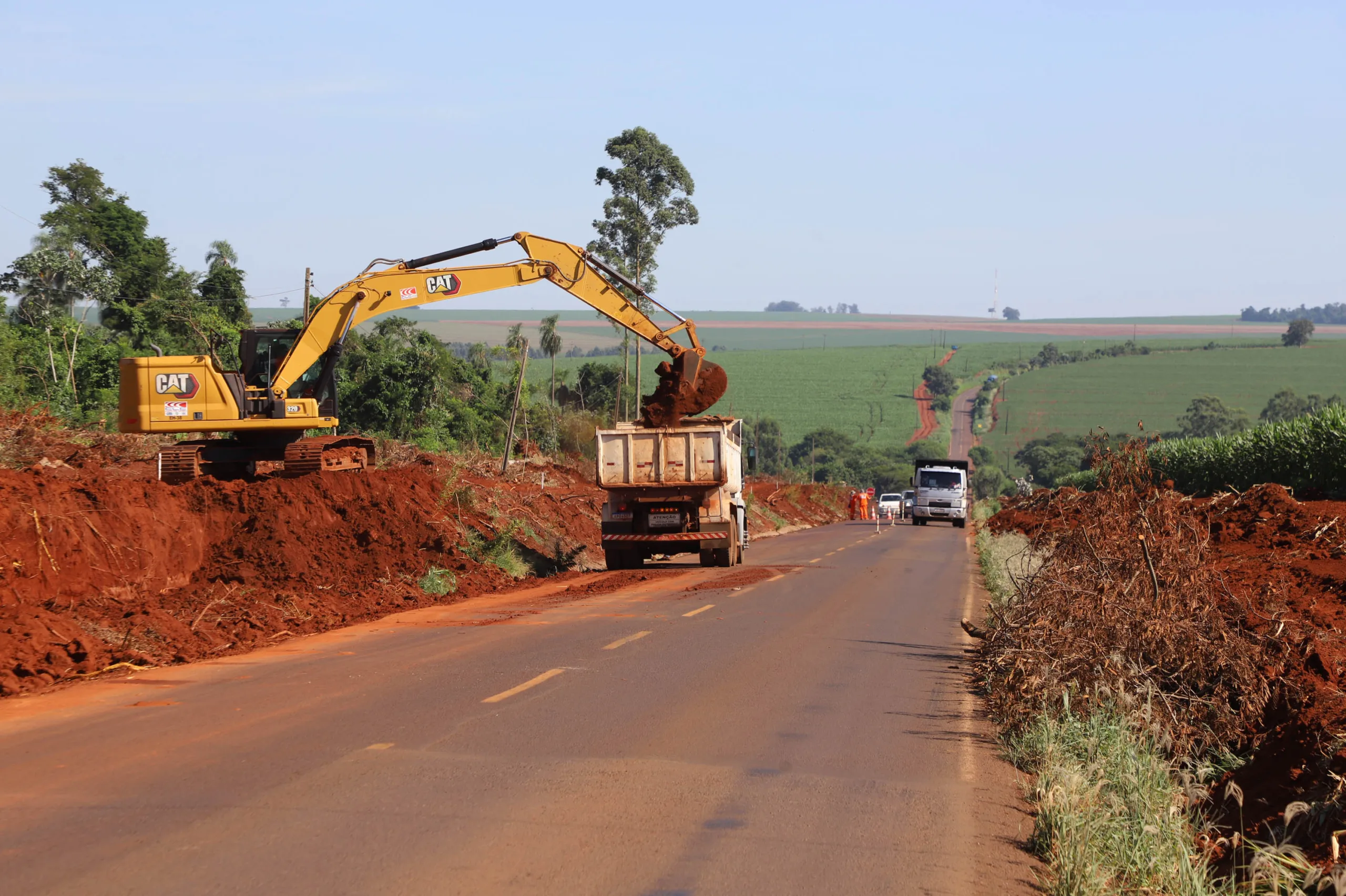 Obras no Paraná