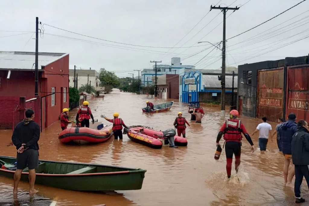 Rio Grande do Sul já contabiliza meio milhão de pessoas afetadas pelas fortes chuvas; Defesa Civil confirma a morte de 55 pessoas 3 whatsapp image 2024 05 02 at 14.37.55 0