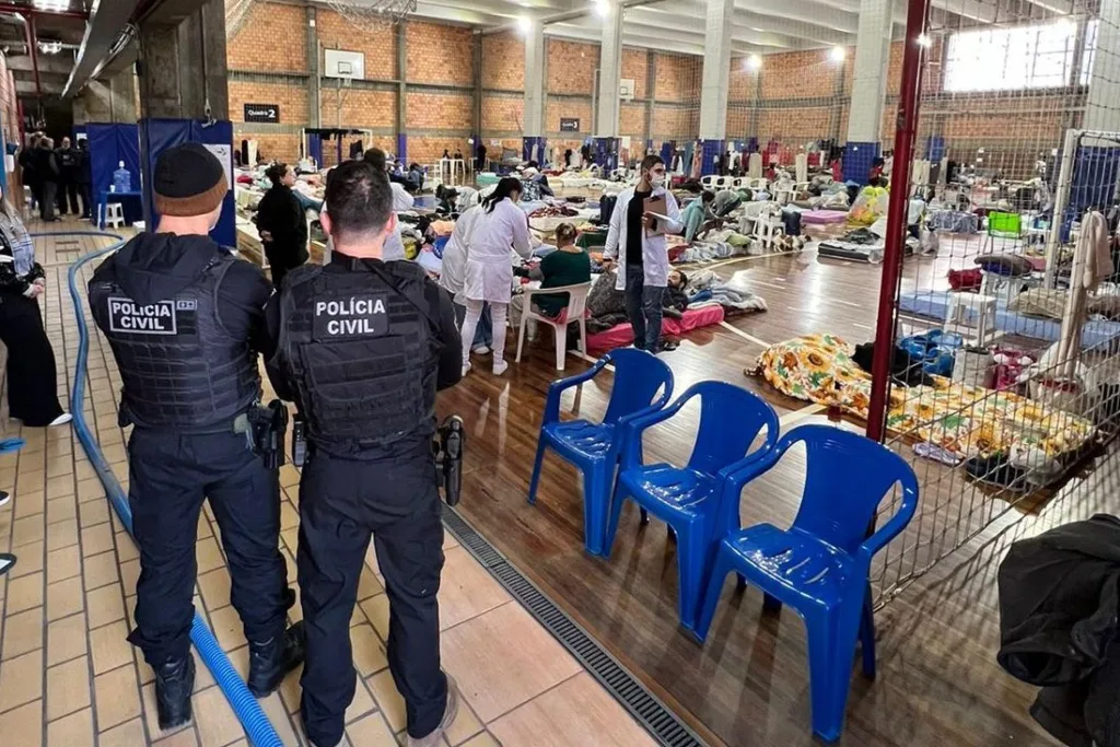SOS RS: com 104 agentes e muita tecnologia, forças de segurança do PR seguem apoiando o Rio Grande do Sul 7 whatsapp image 2024 05 15 at 15.35.11 5