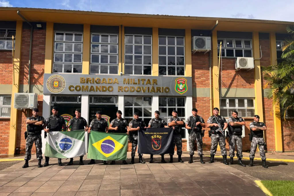 SOS RS: com 104 agentes e muita tecnologia, forças de segurança do PR seguem apoiando o Rio Grande do Sul 4 whatsapp image 2024 05 15 at 17.43.26