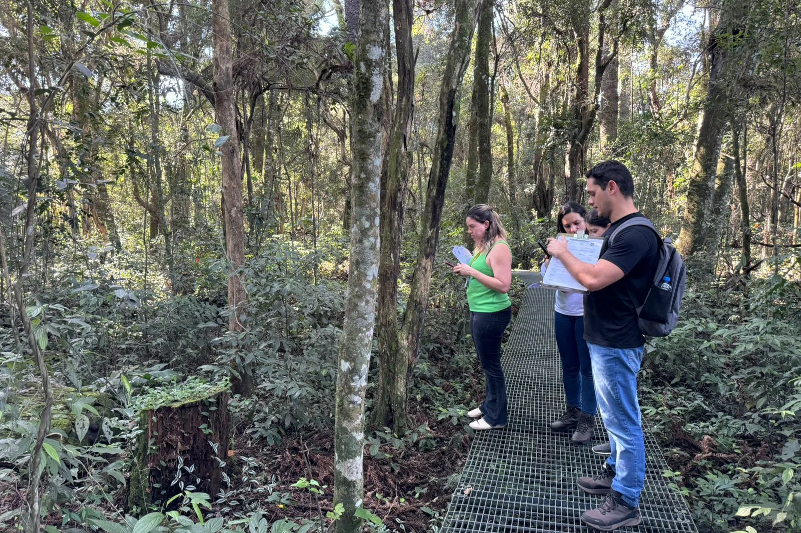 A Polícia Científica do Paraná promove a quarta edição do Curso de Reciclagem em Perícias Ambientais nos dias 5, 6 e 7 de junho.