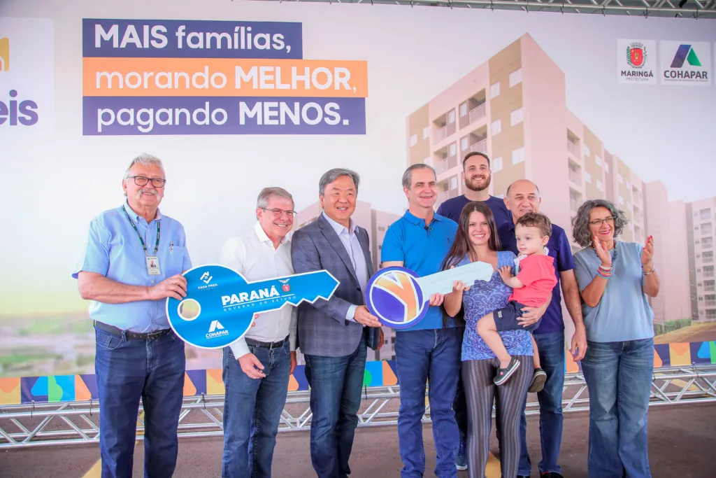 Por meio do ProZeis, Prefeitura entrega ‘Solar das Araucárias’ e beneficia 320 famílias com moradia própria