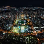 Maringá imagem de drone a noite