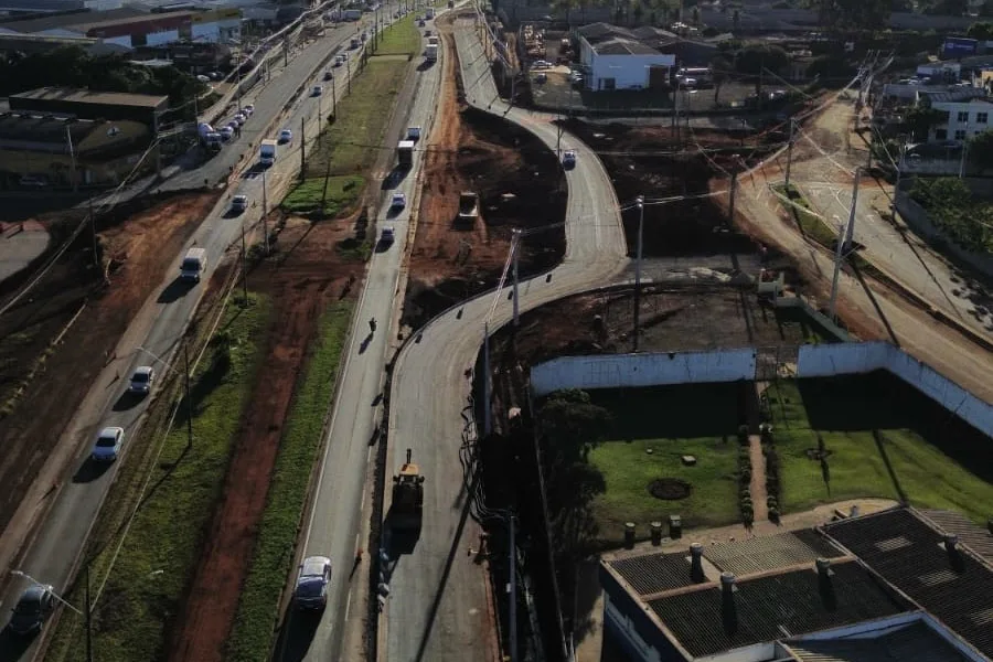 BR-369 em Londrina, obra do Viaduto da PUC