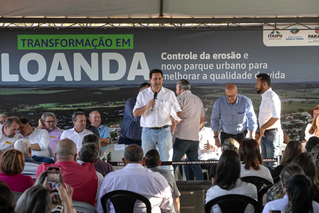 Ratinho Junior assina ordem de serviço para início da recuperação de área degradada para conter erosão em Loanda 7 emissario aguadamina loanda foto rdziura 7158 1