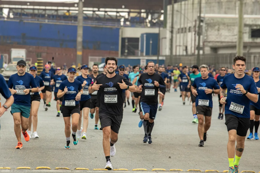 Corrida do Porto de Paranaguá 2024 reúne número superior a 1.700 participantes