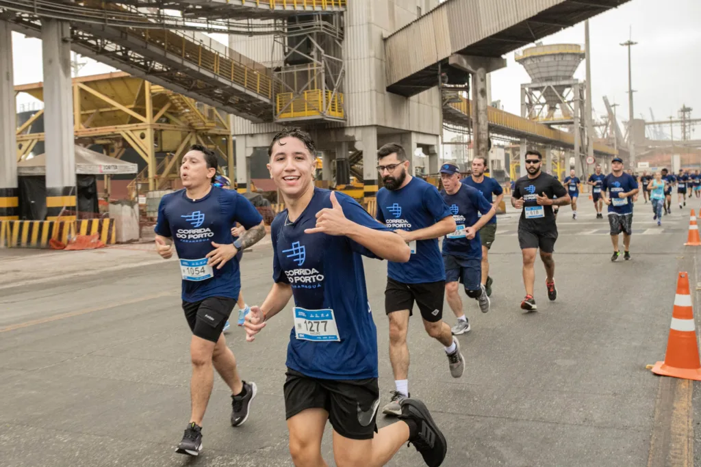 Corrida do Porto de Paranaguá 2024 reúne número superior a 1.700 participantes