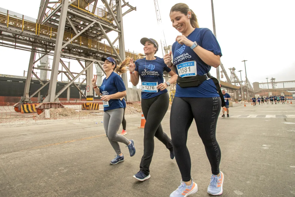 Corrida do Porto de Paranaguá 2024 reúne número superior a 1.700 participantes