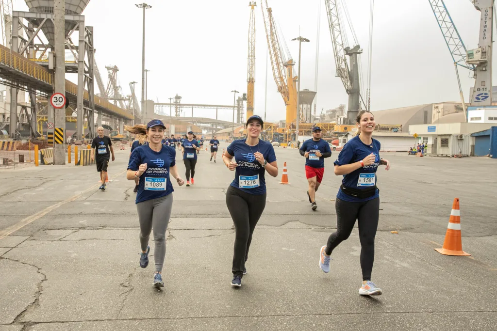 Corrida do Porto de Paranaguá 2024 reúne número superior a 1.700 participantes