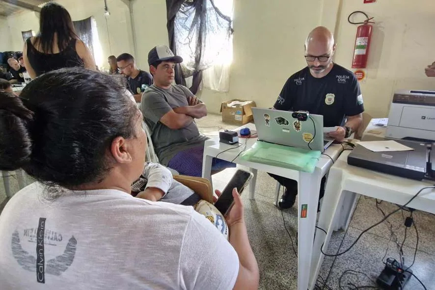População de Matinhos e Maringá vai receber serviços do PCPR na Comunidade 2 PCPR na Comunidade