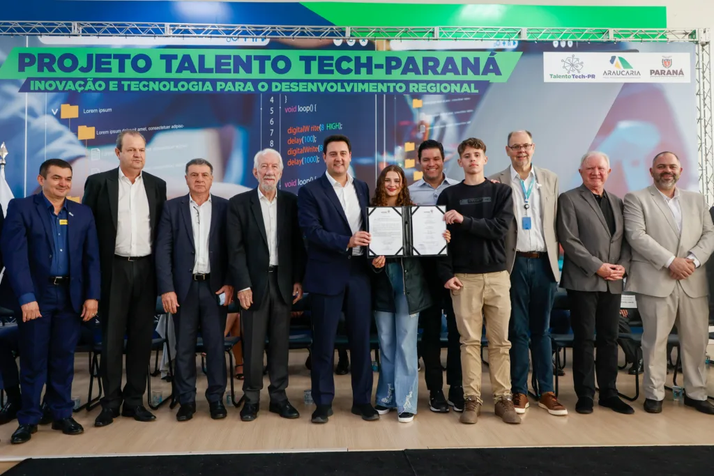 Governador lança projeto Talento Tech-PR para formação tecnológica de 3 mil alunos em 50 cidades