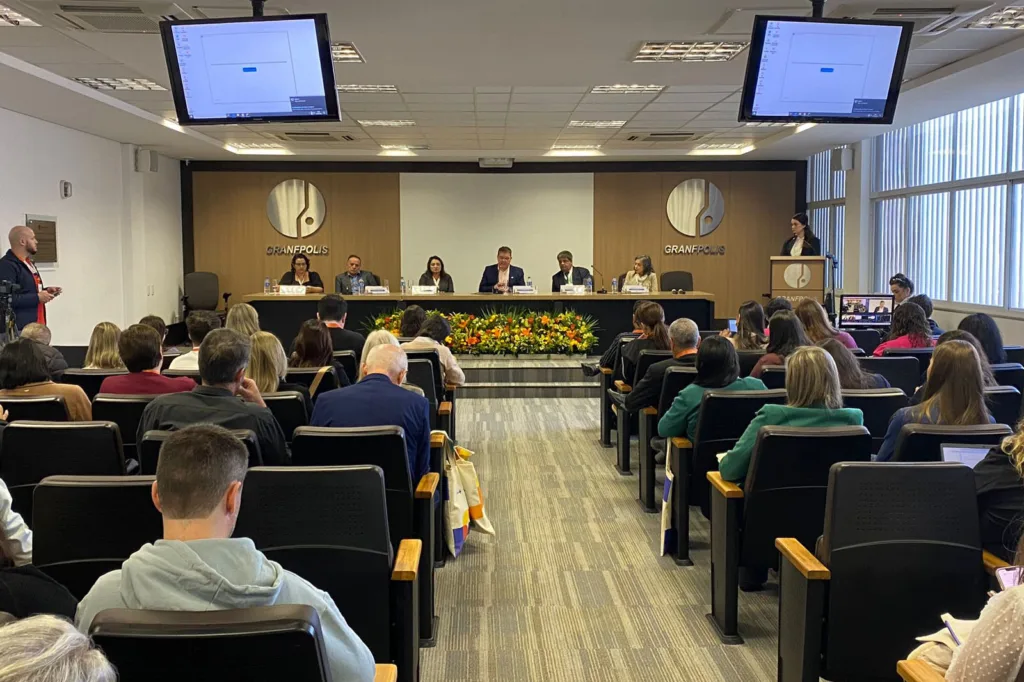 Telessaúde Paraná é tema em encontro da região Sul 2 eec77b32 119e 4144 87ce 6543d427b342