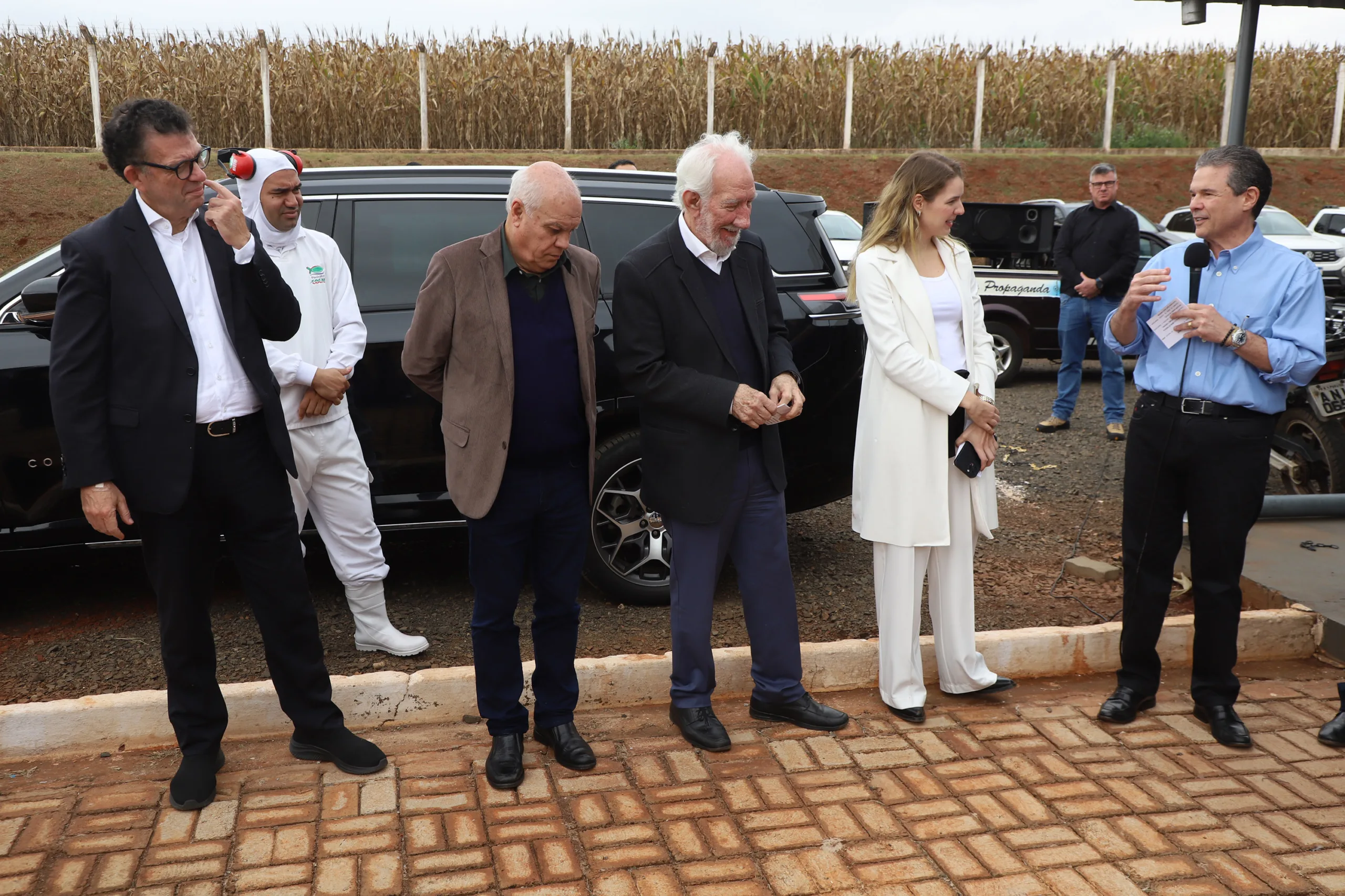 Darci Piana recebe ministro da Pesca e apresenta produtores de tilápia do Norte do Paraná 7 img 3265 scaled