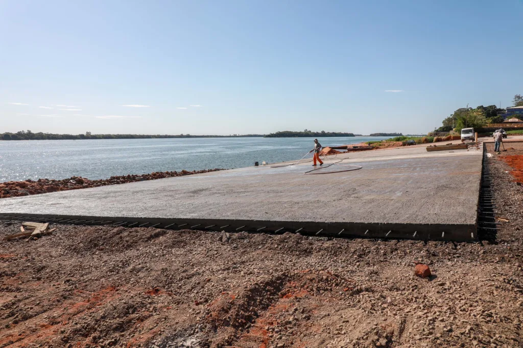 Pavimentação de balneário de Altônia chega a 50%; Estado tem outras obras na região Noroeste 5 obras de porto sao jose 19