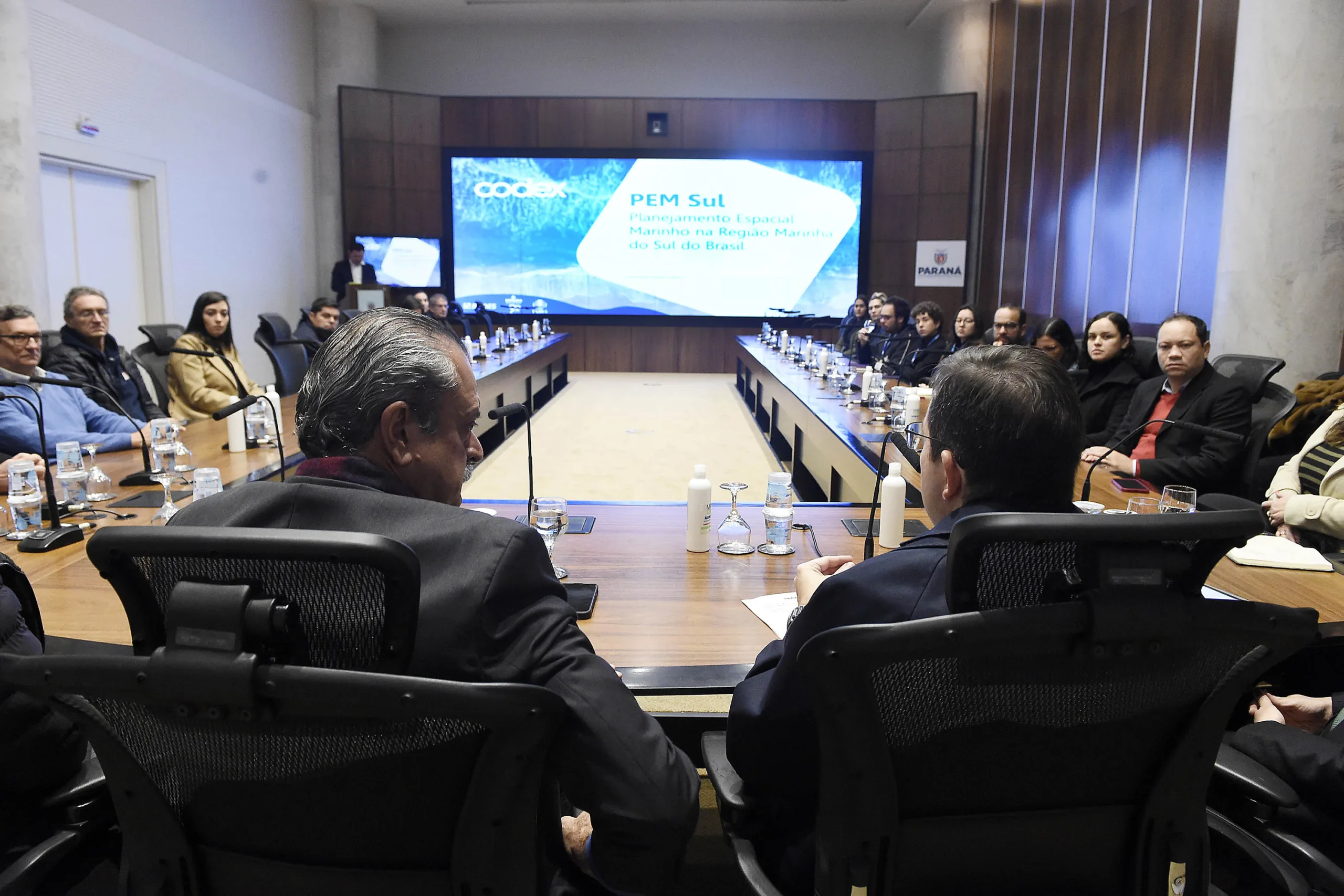 PEN - Planejamento Espacial Marinho, Solenidade de lançamento do projeto piloto da região marinha do sul do Brasil. Curitiba Pr - Palácio Iguaçú - GGI com a presença do Secretário de estado do desenvolvimento e sustentabilidade Everton de Souza, contra almirante Ricardo Jaques Ferreira, secretária de estado das cidades Camila Milene Scucato, vice diretora do instituto geociências da UFRGS e Vanessa Mesquita Braga gerente de meio ambiente do BNDES Foto: Denis Ferreira Netto/SEDEST