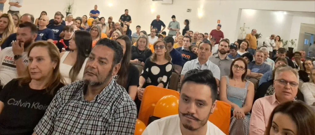 Casa cheia: partido Novo de Homero Marchese realiza convenção em Maringá 2 WhatsApp Image 2024 08 05 at 20.11.04