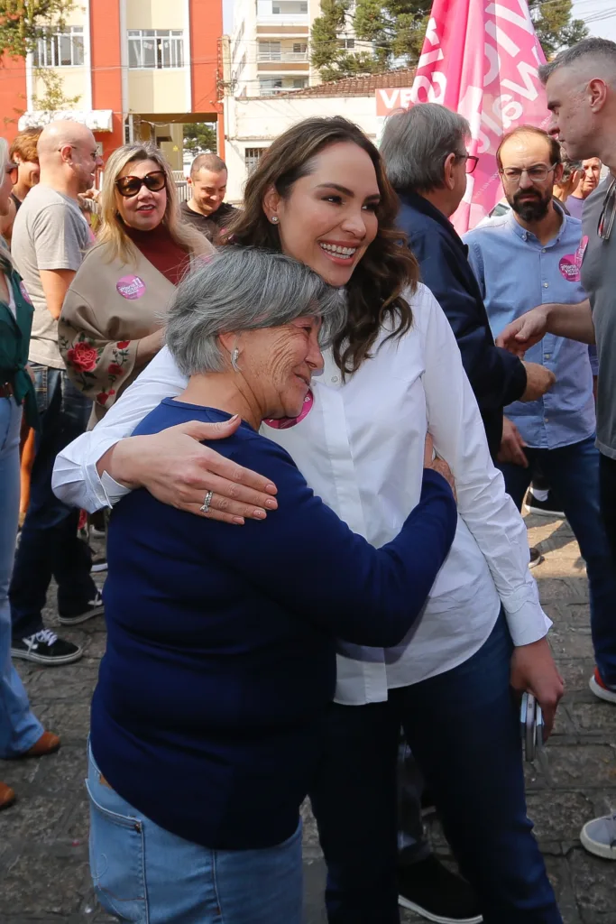 Maria Victoria faz campanha em Santa Felicidade no domingo