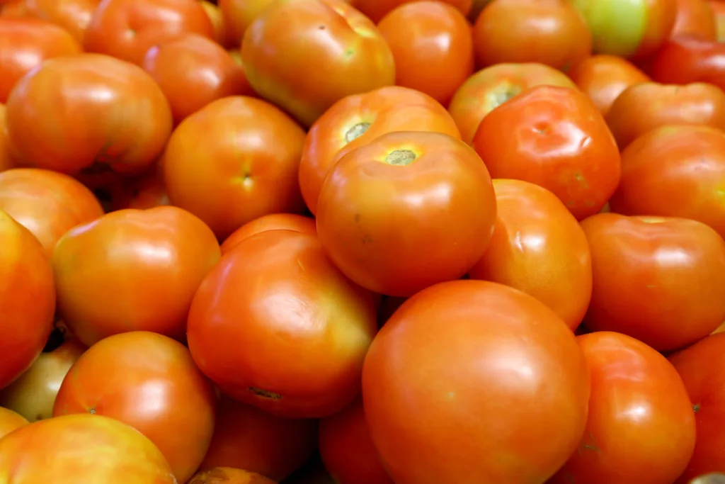 Preços de alimentos e bebidas tiveram queda de 1,29% em julho no Paraná 4 mercado tomate