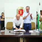 O prefeito Ulisses Maia sairá de licença por 10 dias a partir desta quarta-feira, 9. No período, o vice-prefeito Edson Scabora assume a Prefeitura de Maringá interinamente (Crédito: Fábio Reina / PMM)