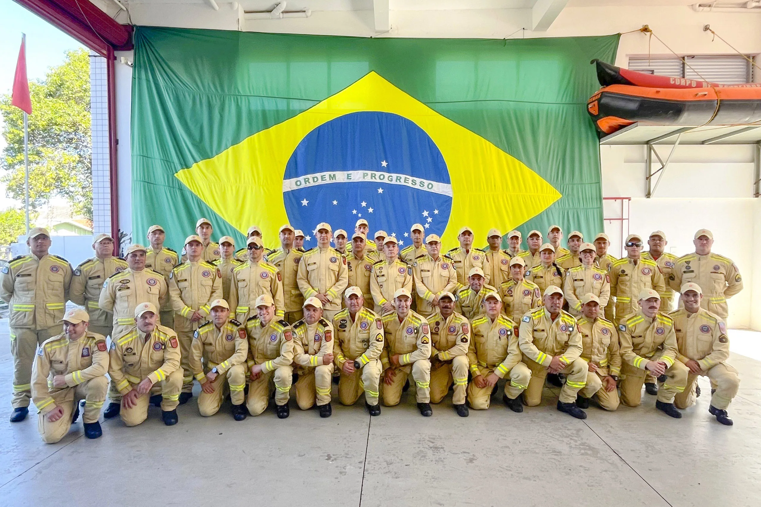 Corpo de Bombeiros forma 42 novos integrantes para força-tarefa que atua em desastres