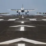 avião decolando